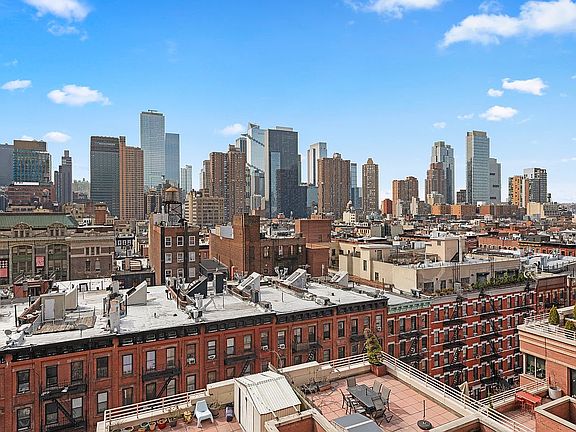 5th image of 350 W 50th St APT 10C