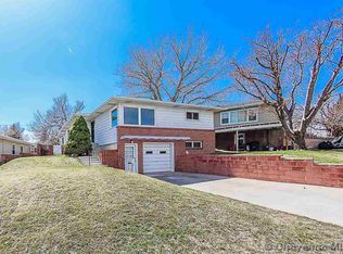 1726 Willow Dr, Cheyenne, WY 82001