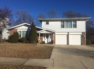 313 Morningside Dr #B, Bloomingdale, IL 60108