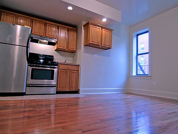 5th image of 141 W 139th St APT D24