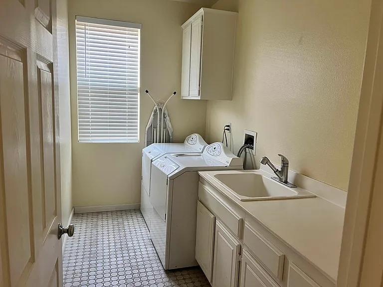 44820 Cosentino Ct — Photo 13