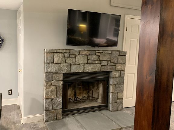 4th image of 14820 Kelley Farm Dr