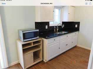 15415 Chestnut St, Roseville, MI 48066