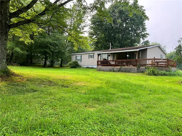 10630 Whittaker Rd, Albion, PA 16401