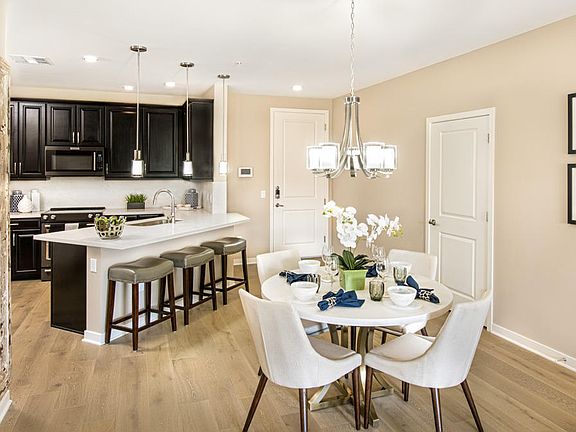 3rd image of 2511 W QUEEN CREEK Road W #242