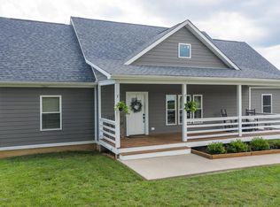 7800 Mount Eden Rd, Shelbyville, KY 40065