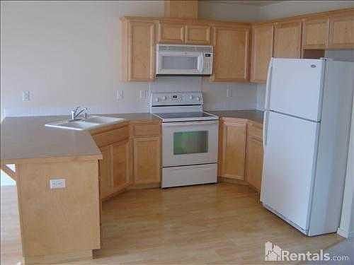 5th image of 8432 13th Ave SE