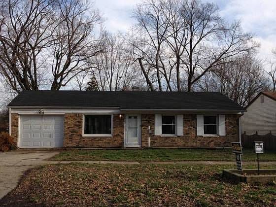 1st image of 3523 N Richardt Ave