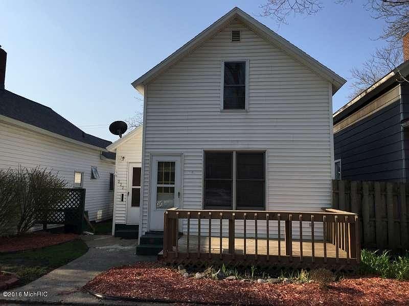 1st image of 222 E Melendy St