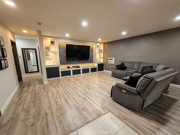 4th image of 1152 Terrace Ave