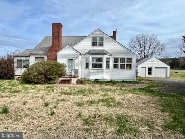 2482 Sunnybank Rd, Reedville, VA 22539