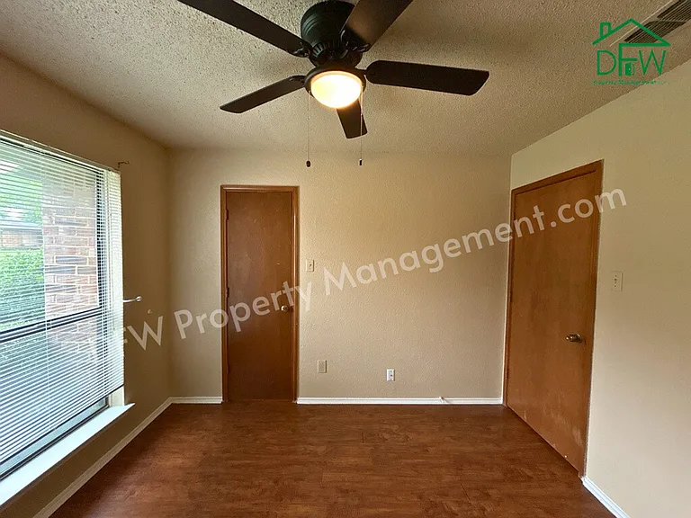 2412 Amber Hill Ln — Photo 72
