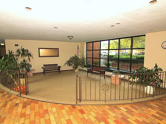 2nd image of 100 Colfax Ave. #3X