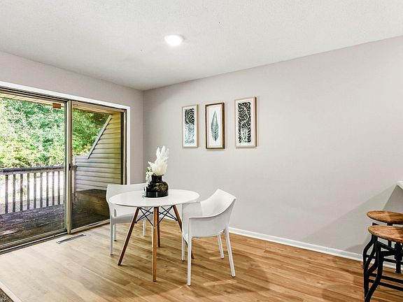 5th image of 1213 Timbershore Ln