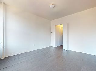 752 9th Ave APT 3FS, New York, NY 10019
