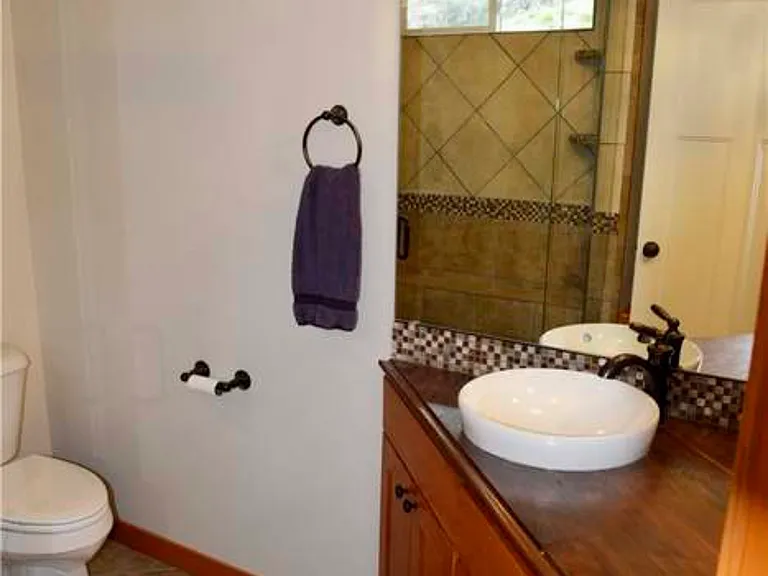 209 Stehekin Way — Photo 33