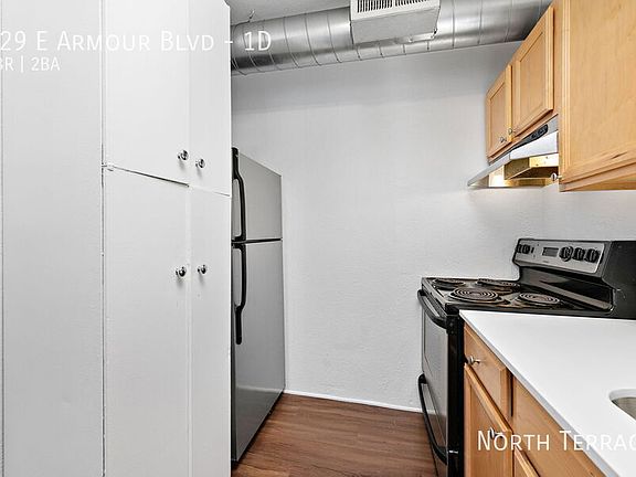3rd image of 625 E Armour Blvd #2A