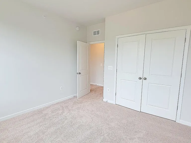 9233 Magellan Pkwy #B — Photo 16