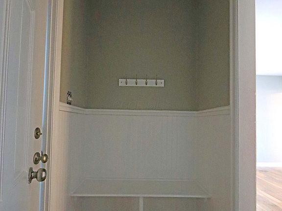 2nd image of 811 Chestershire Rd