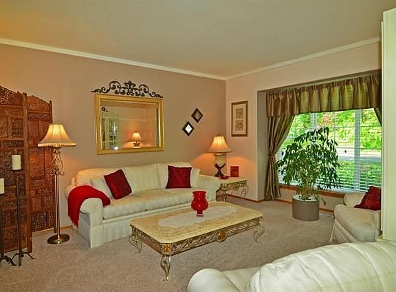 4th image of 1613 Redwood Pl SE