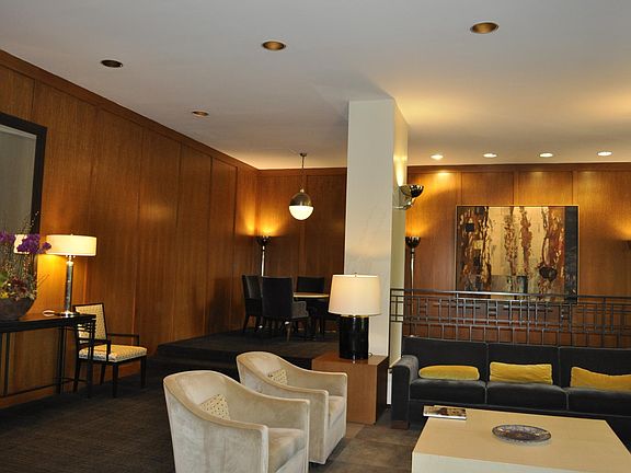 3rd image of 2626 N Lakeview Ave APT 2809
