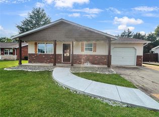 402 Ackerman Pl, Troy, IL 62294