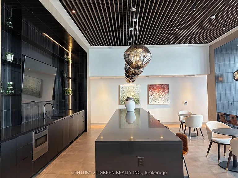 15 Skyridge Dr #923 — Photo 5