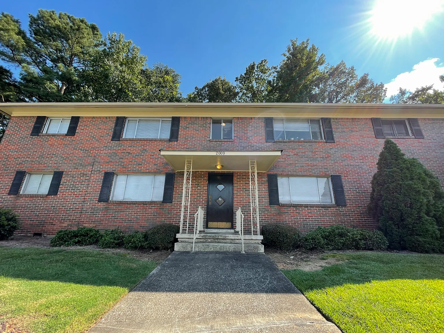 2 bed, 760 sqft, $1,125 — Photo 2