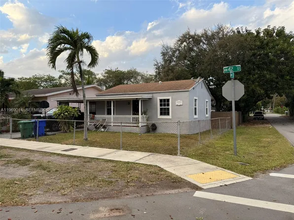 1249 NW 42nd St, Miami, FL 33142
