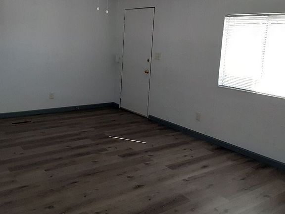 3rd image of 4065 E University Dr #539