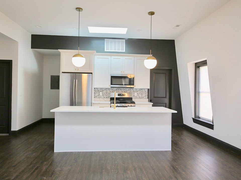 1st image of 125 Tobey St #3