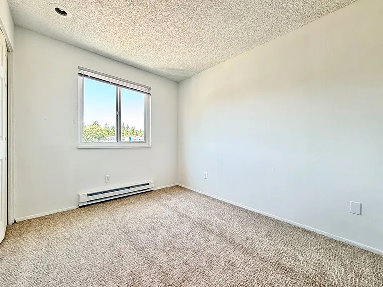 10525 Midvale Ave N #301 — Photo 9