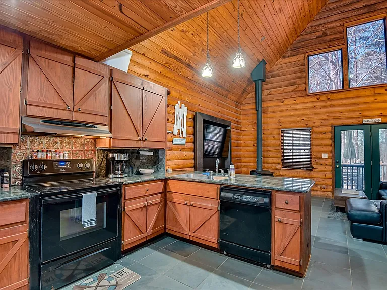 1700 Buckhead Rd — Photo 25