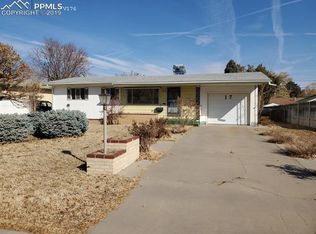 17 University Cir, Pueblo, CO 81005