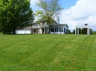 1104 Barberry Ln, Belvidere, IL 61008