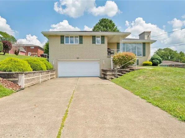 90 Veltri Dr, Washington, PA 15301