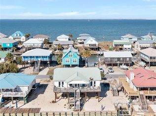 2247 Mallard St, Dauphin Island, AL 36528