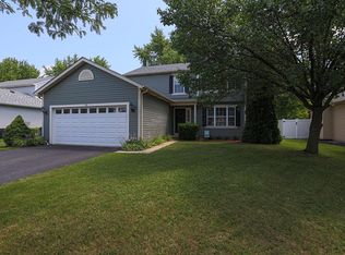 15 Henry Ct, Fox Lake, IL 60020