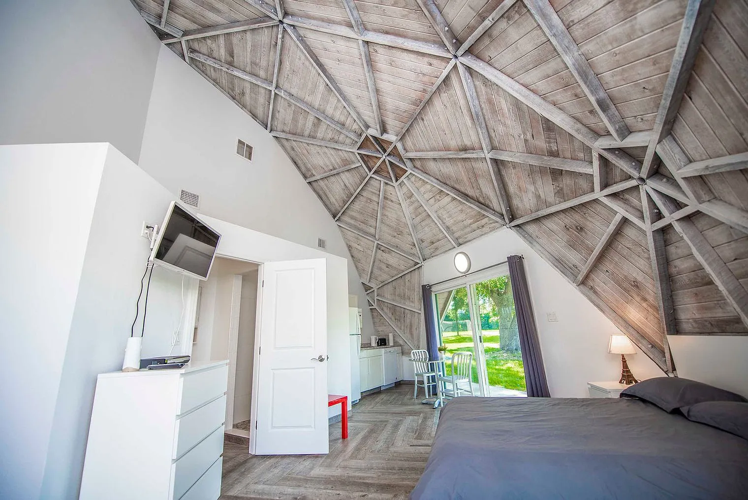 Studio, 1.0 bath, 441 sqft, $4,050 — Photo 3
