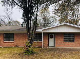 204 W Walnut St, Huntington, TX 75949