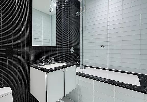 5th image of 25 Broad St Penthouse 1-E