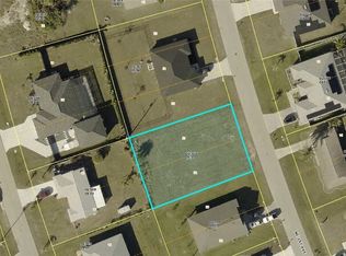 452 NE 1st Ave, Cape Coral, FL 33909