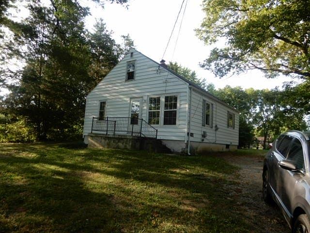 1st image of 5623 Horse Shoe Bend Rd