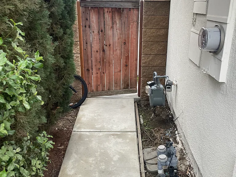 21723 Amaryllis Ct — Photo 8