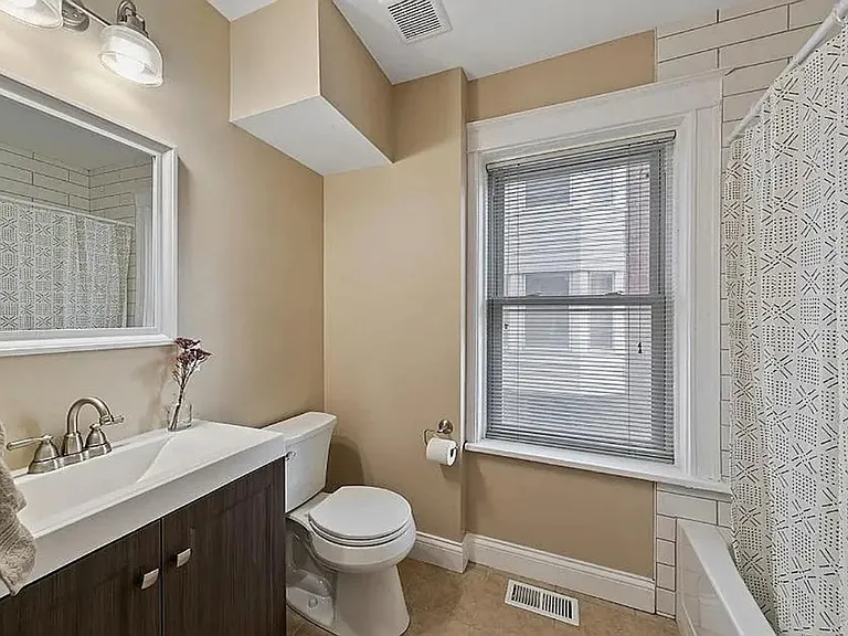 761 Syracuse — Photo 12