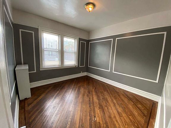 2nd image of 5064 42nd St #1