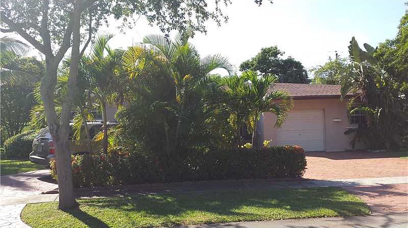 1st image of 13850 NE 17th Ave