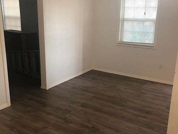 3rd image of 200 W Iglesias St