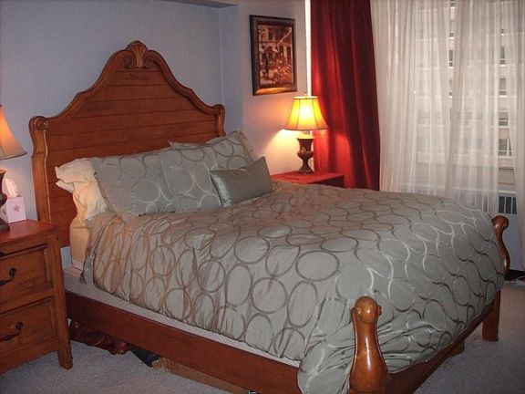5th image of 3950 N Lake Shore Dr APT 506