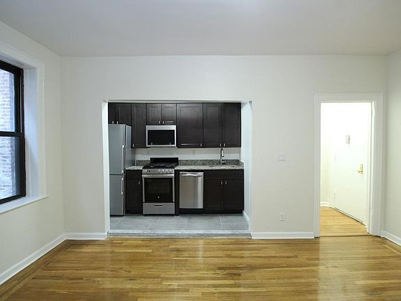 2nd image of 13270 Sanford Ave APT 4H